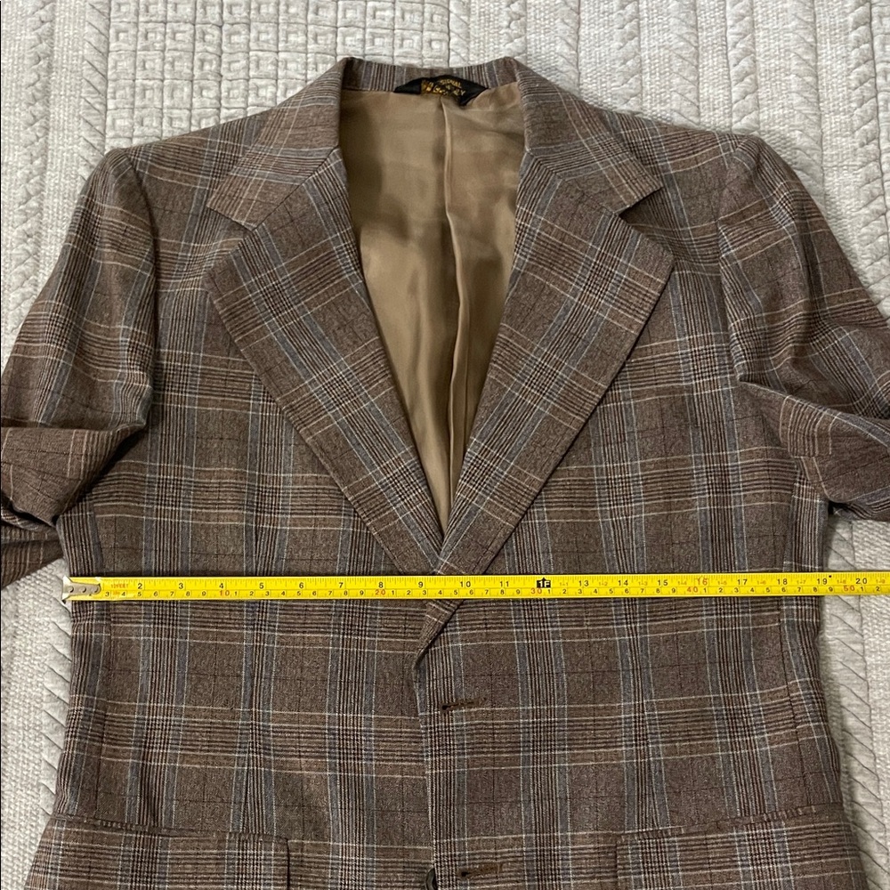 Vintage Brown and Blue Plaid Men's Blazer - Picture 9 of 10